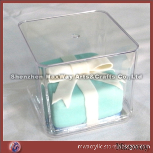 Clear lucite/acrylic mooncake box